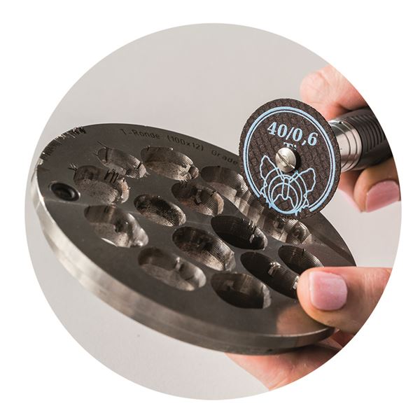Řezací disky vyztužené pro titan a plast 40x0,6mm 10ks